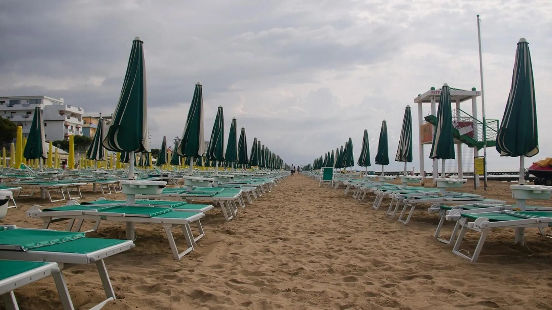 Bright Villa In Caorle, Private Garden - Beahost Caorle